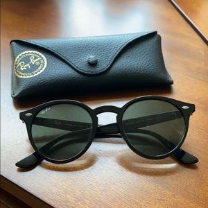 RB2180 Black Ray Bans